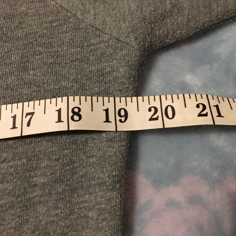 obey olive green sweatshirt sz. s - Picture 4 of 5